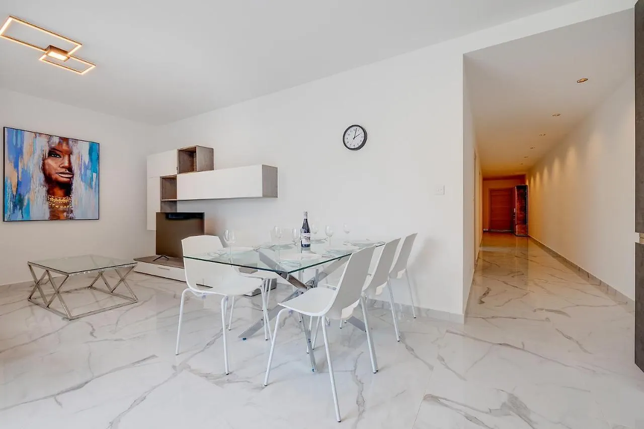 Deluxe Apartment Steps To St Georges Bay Saint Julian's